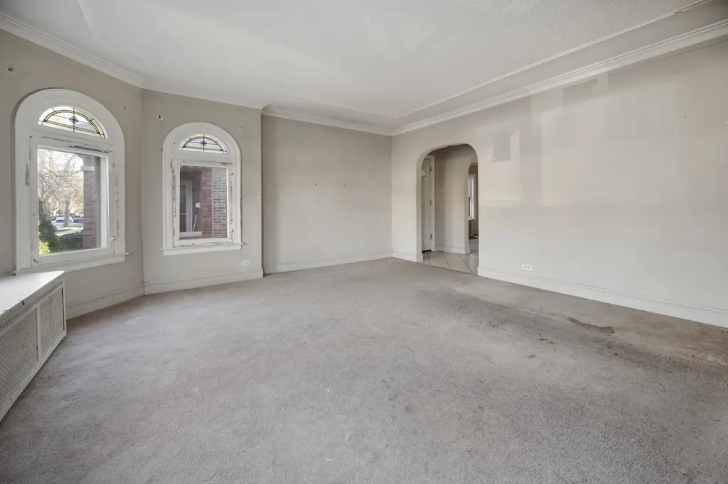 1748 North New England Avenue Chicago IL 60707
