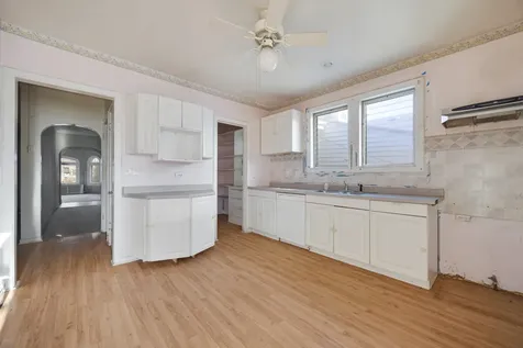 1748 North New England Avenue Chicago IL 60707