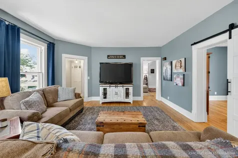 354 South Madison Street Woodstock IL 60098
