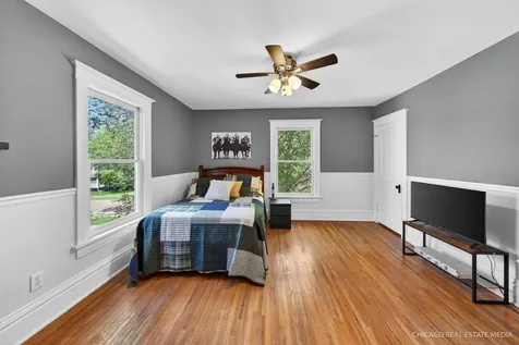 354 South Madison Street Woodstock IL 60098
