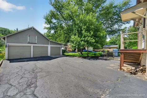 354 South Madison Street Woodstock IL 60098