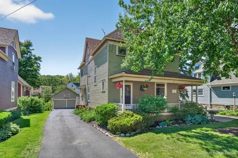 354 South Madison Street Woodstock IL 60098