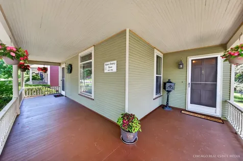 354 South Madison Street Woodstock IL 60098