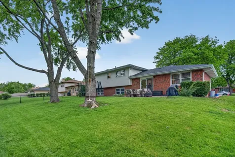 8632 Clifford Drive Darien IL 60561