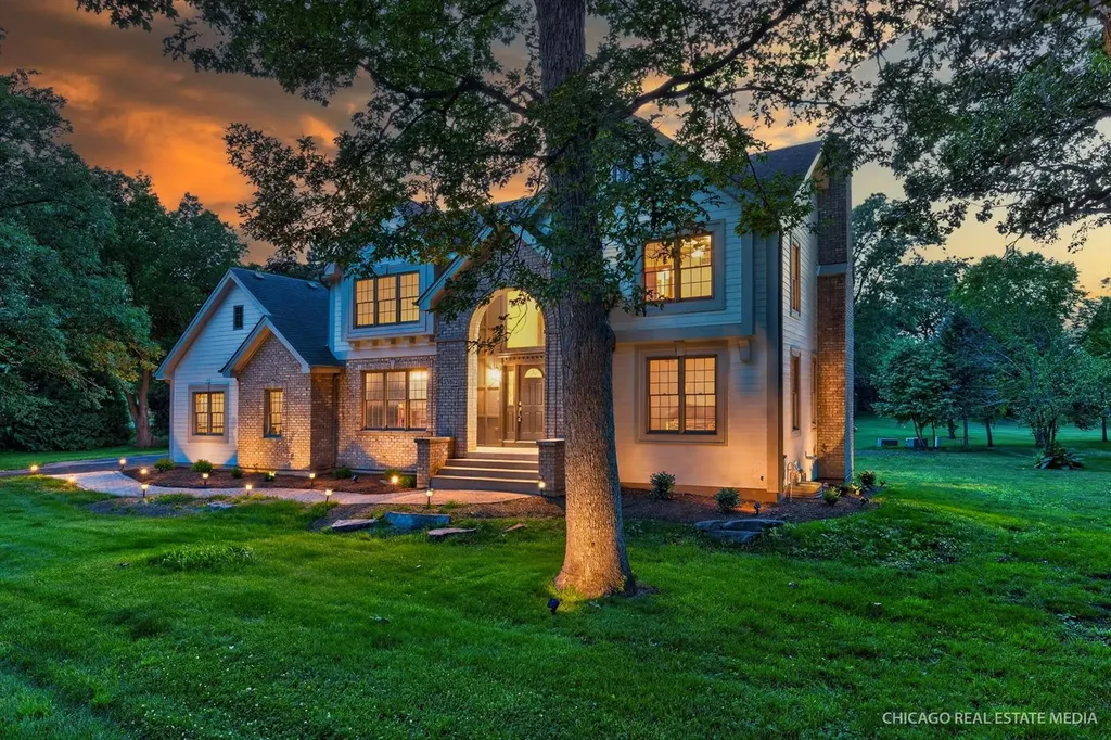 5N672 Jens Jensen Lane St. Charles IL 60175