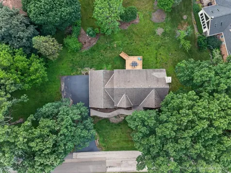 5N672 Jens Jensen Lane St. Charles IL 60175