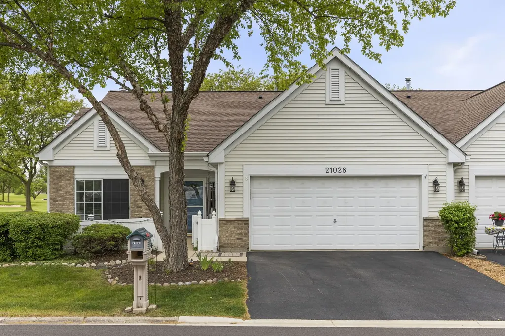 21028 West Snowberry Lane E Plainfield IL 60544