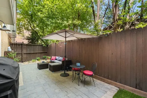 3151 North Honore Street Chicago IL 60657
