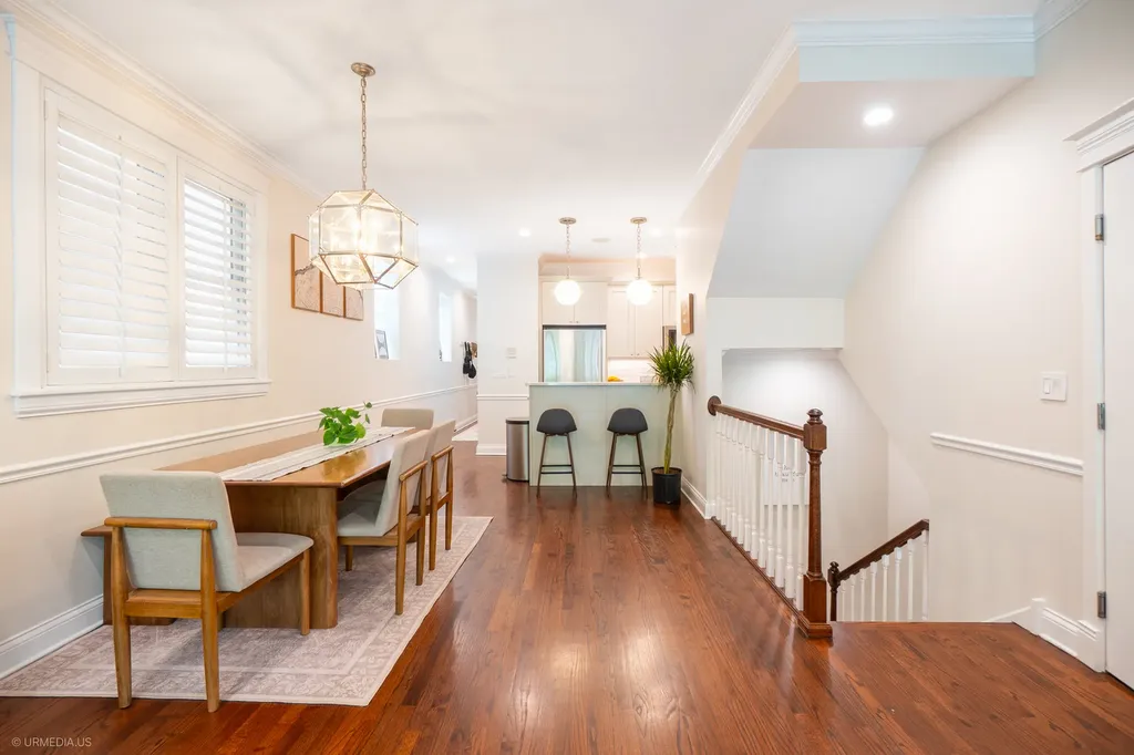 1541 West Montana Street Chicago IL 60614