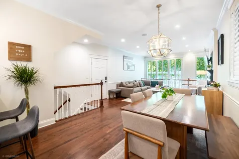 1541 West Montana Street Chicago IL 60614