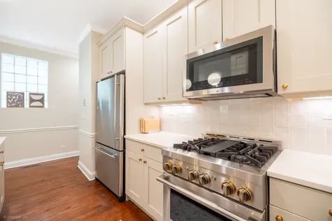 1541 West Montana Street Chicago IL 60614