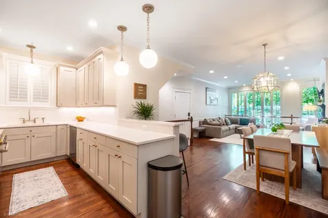 1541 West Montana Street Chicago IL 60614