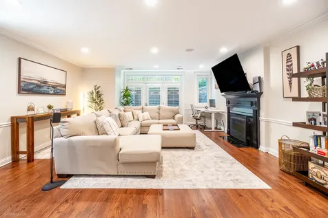 1541 West Montana Street Chicago IL 60614
