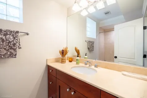 1541 West Montana Street Chicago IL 60614