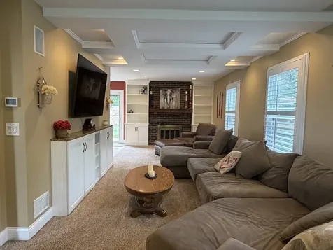 1683 Castaway Court Hoffman Estates IL 60010