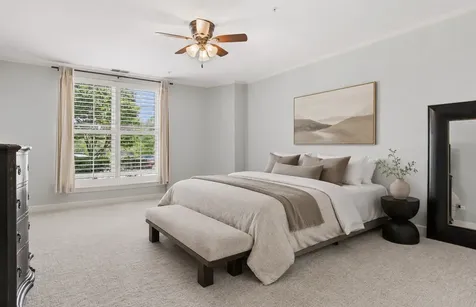 200 North River Lane Geneva IL 60134