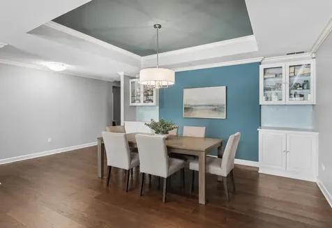 200 North River Lane Geneva IL 60134