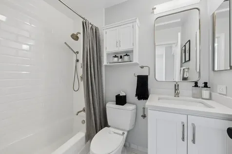 1843 North Hudson Avenue Chicago IL 60614