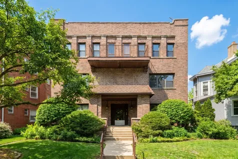 824 Hinman Avenue Evanston IL 60202