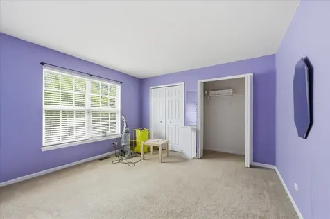 445 Greenview Lane Oswego IL 60543