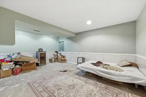 445 Greenview Lane Oswego IL 60543