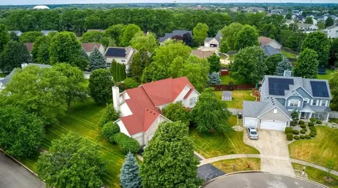 445 Greenview Lane Oswego IL 60543