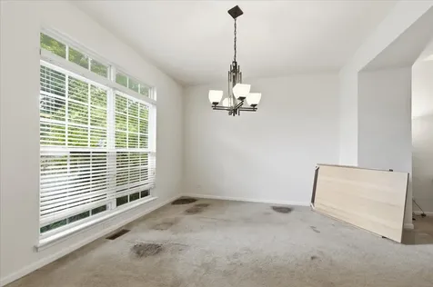 445 Greenview Lane Oswego IL 60543