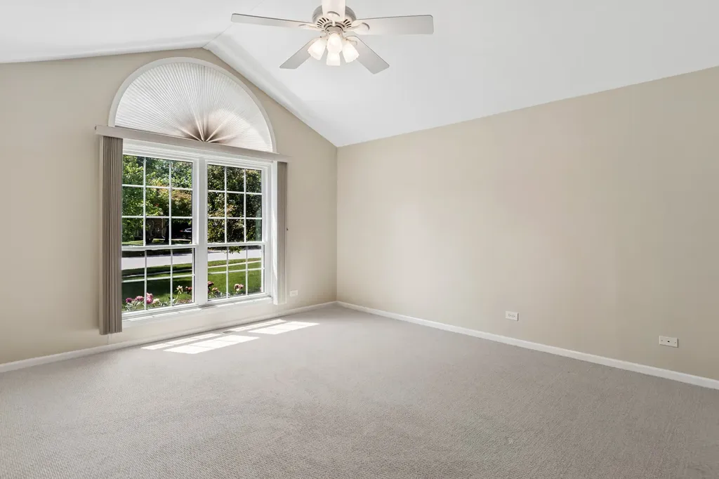 217 Meadowview Lane Aurora IL 60502