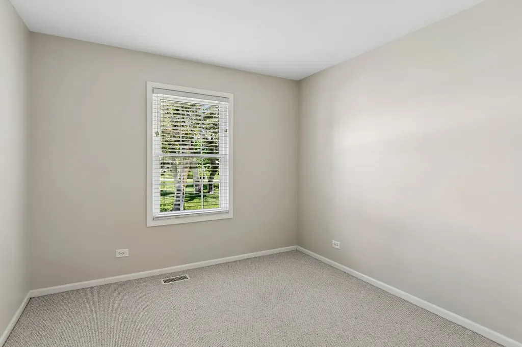 217 Meadowview Lane Aurora IL 60502