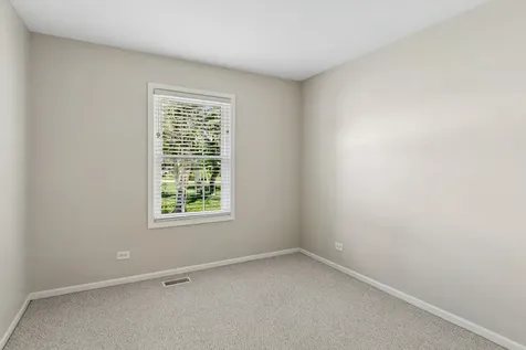 217 Meadowview Lane Aurora IL 60502