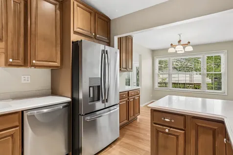 217 Meadowview Lane Aurora IL 60502