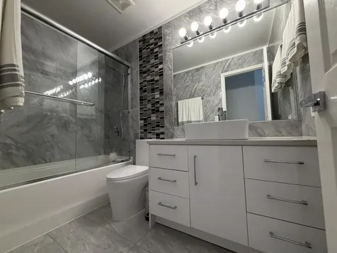 305 Bloomfield Court Vernon Hills IL 60061