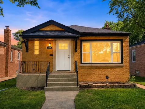 114 West 126th Place Chicago IL 60628
