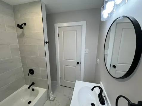 114 West 126th Place Chicago IL 60628