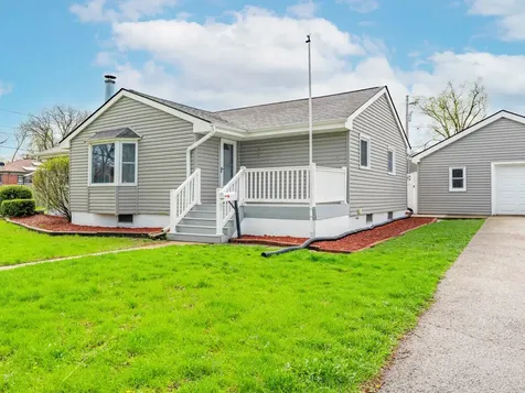 3541 Washington Street Lansing IL 60438