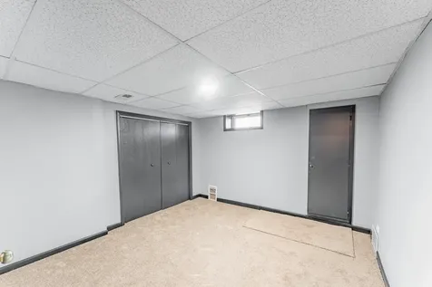 3541 Washington Street Lansing IL 60438