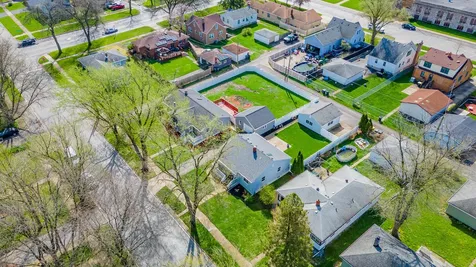 3541 Washington Street Lansing IL 60438