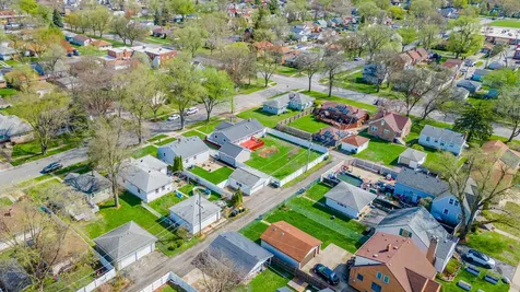 3541 Washington Street Lansing IL 60438