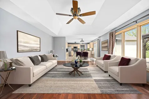 13201 Meadow Hill Lane Lemont IL 60439