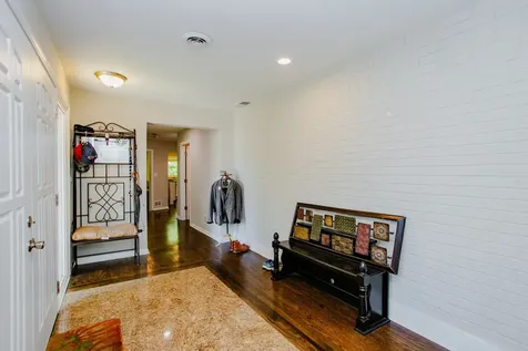 29W625 Hawthorne Lane West Chicago IL 60185