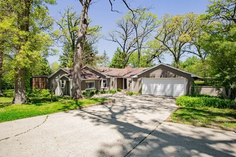 29W625 Hawthorne Lane West Chicago IL 60185