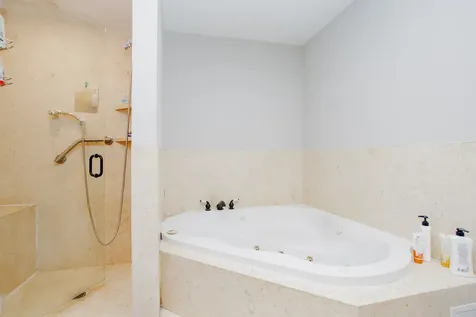 29W625 Hawthorne Lane West Chicago IL 60185
