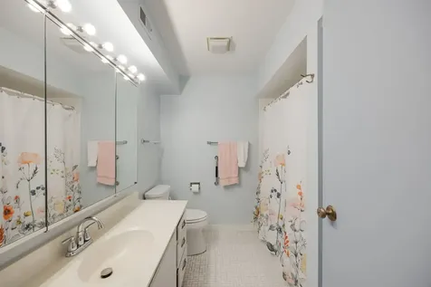 740 Saint Andrews Lane Crystal Lake IL 60014