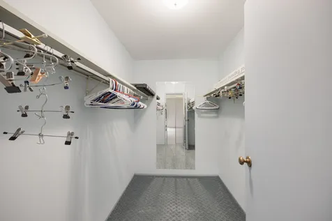 740 Saint Andrews Lane Crystal Lake IL 60014