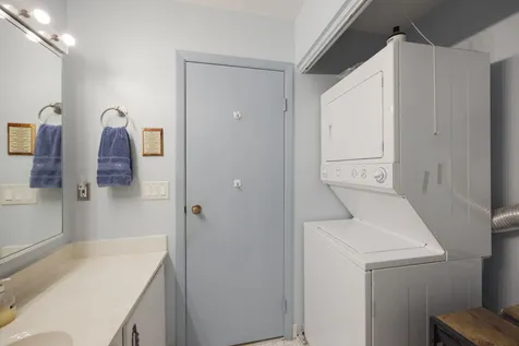 740 Saint Andrews Lane Crystal Lake IL 60014