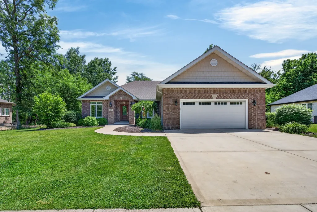 1057 Westwood Drive Morris IL 60450