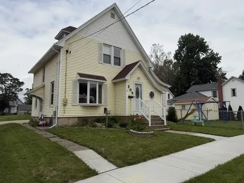305 South Clinton Street Morrison IL 61270