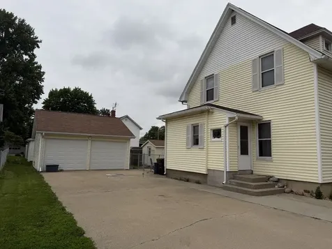 305 South Clinton Street Morrison IL 61270