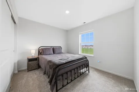 15163 West Quincy Circle Manhattan IL 60442