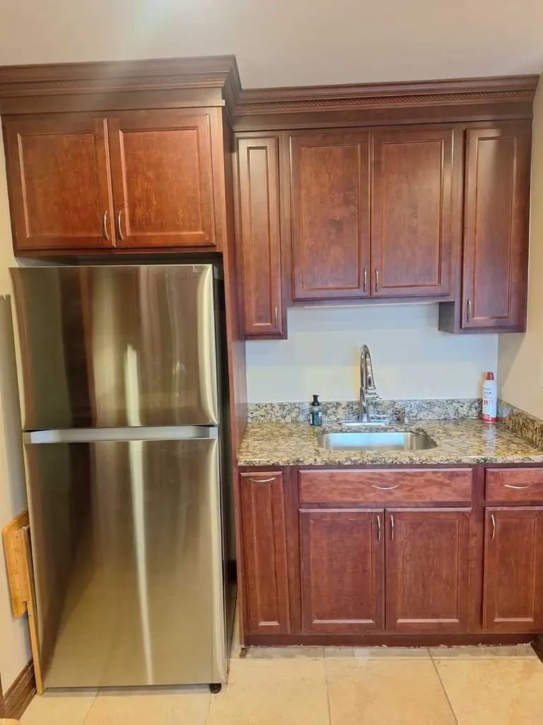 12142 South State Street Chicago IL 60628